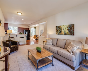 Frame 1000011374 4 1